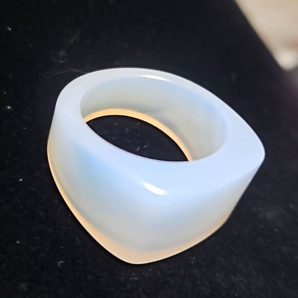 Vintage Gemstone Icy Lavender Solid Jadeite Cocktail Ring Size 8